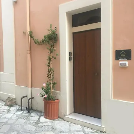 Gasthuis Largo Otranto - 4*