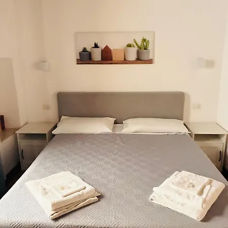 Largo Otranto - Penzion 3*