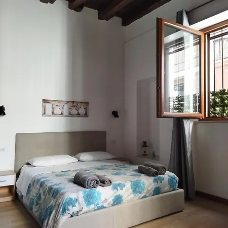 ゲストハウス Largo Otranto - ブリンディジ