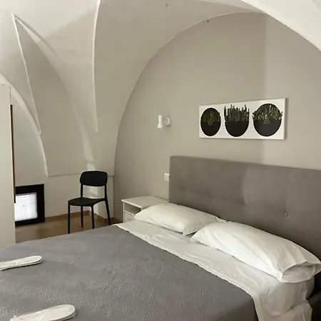 Largo Otranto - Pensionat 4*
